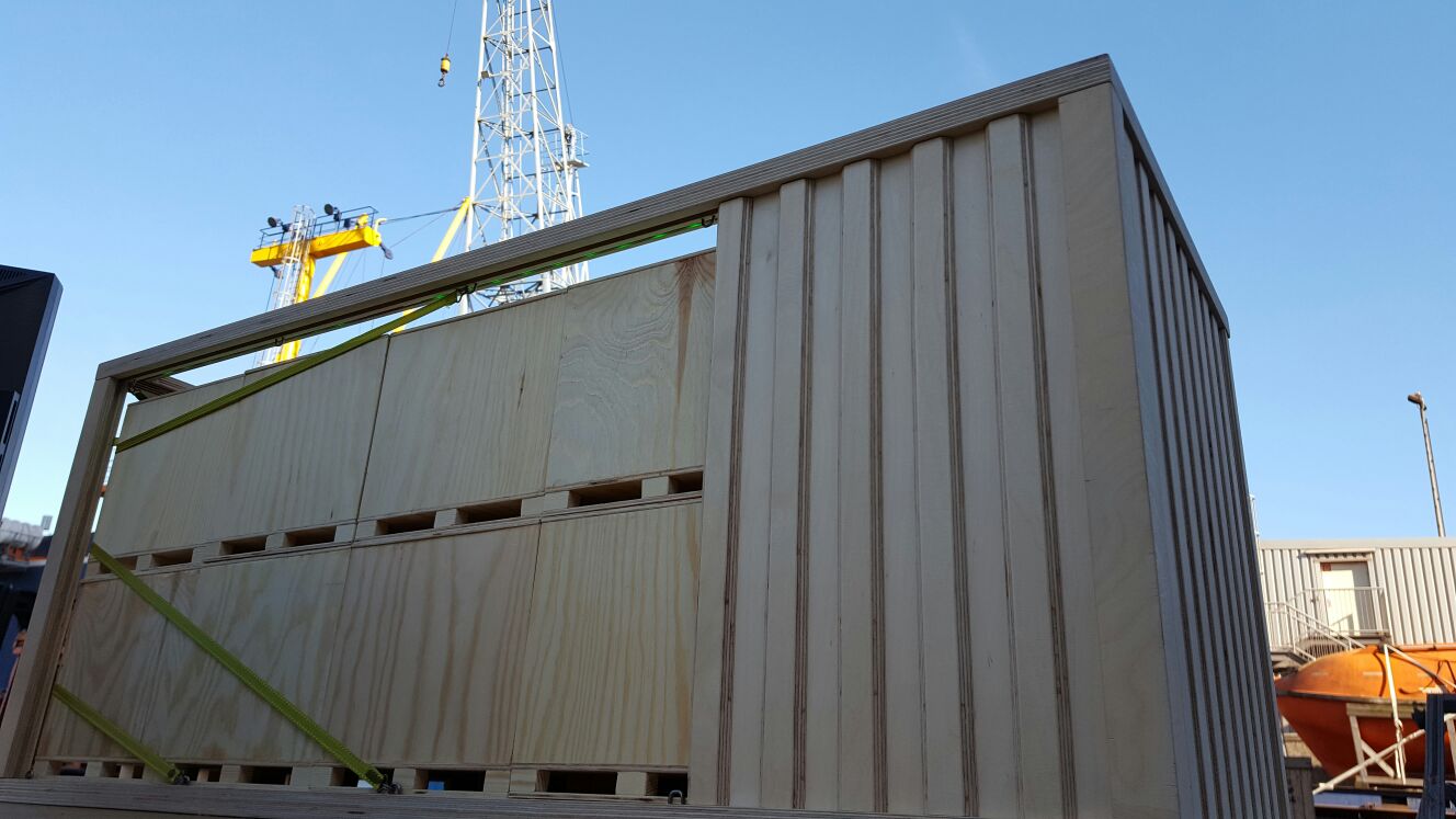 Modellcontainer 1:6 auf ConFoots